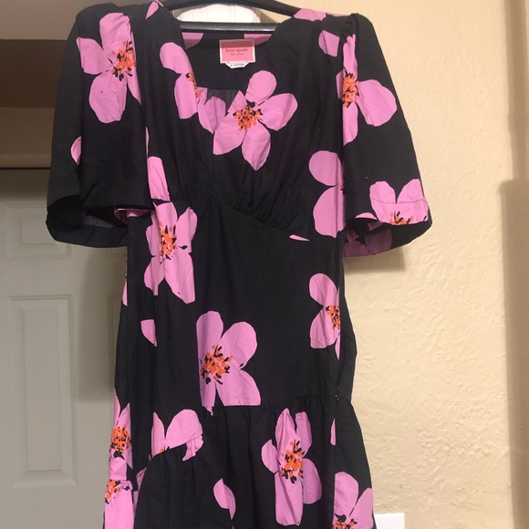 kate spade Dresses & Skirts - Kate spade short sleeve dress kate spade Dresses & Skirts - Kate spade short sleeve dress